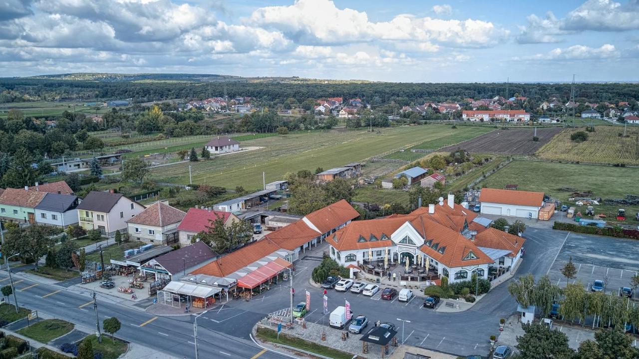 Bed and Breakfast Tercia Kophaza Panzio B Zewnętrze zdjęcie